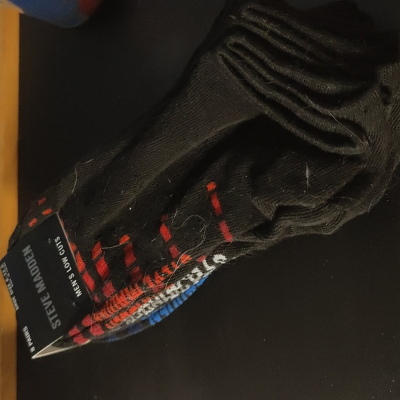 Steve Madden Men's 8 pk socks - Picture 2 of 5